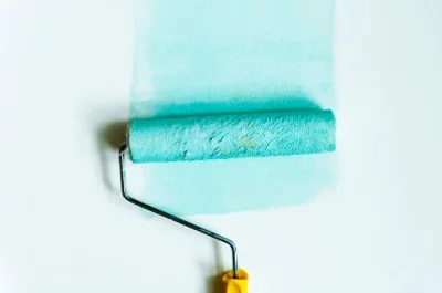 Peinture intérieure à la Roche-en-Brenil — murs, plafonds et boiseries